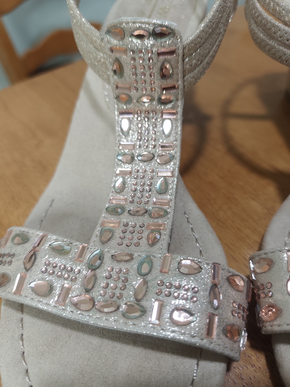 New York Transit Silver T‑Strap Gemstone Sandals with Rose‑Tone Accents